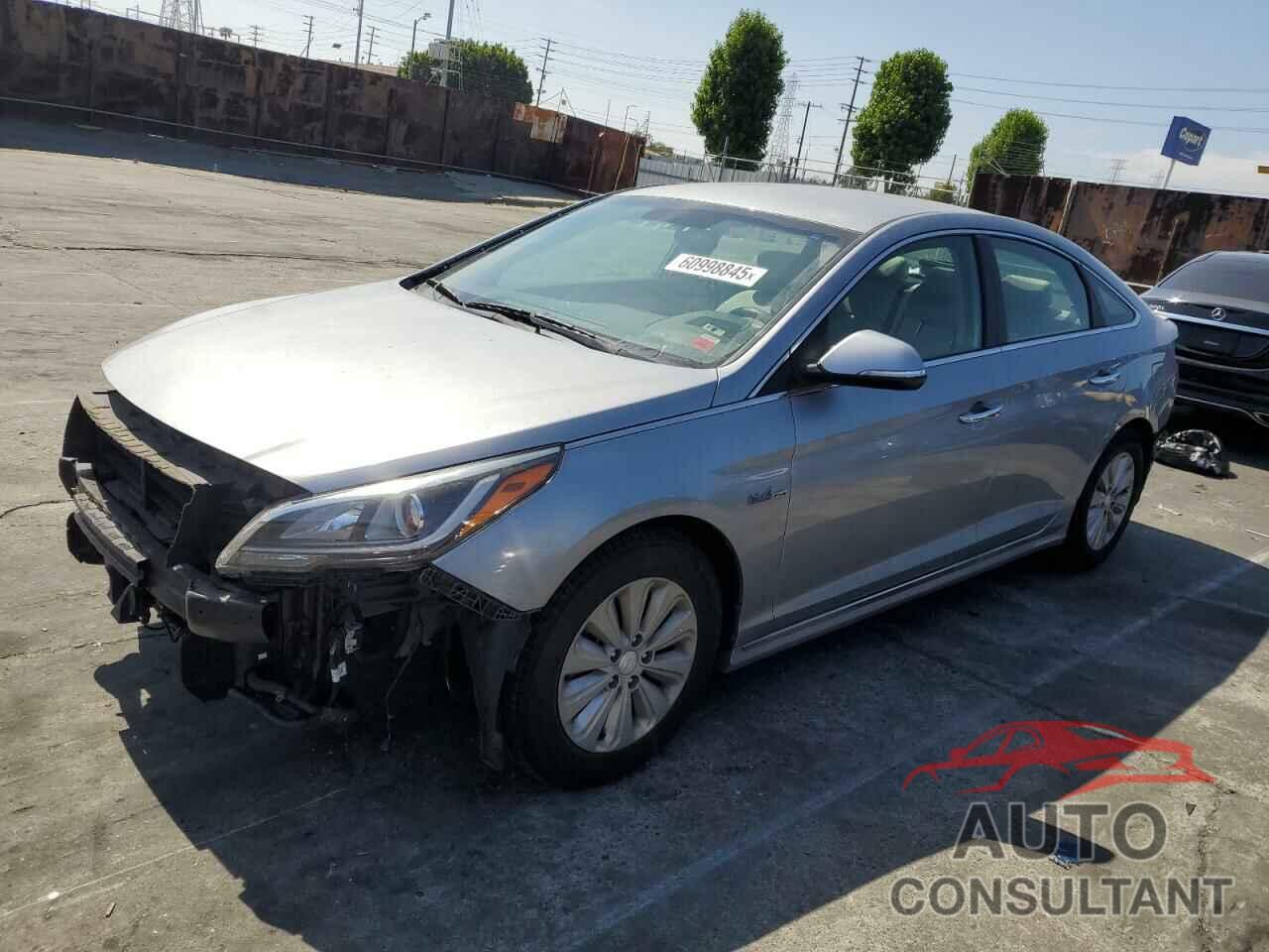 HYUNDAI SONATA 2016 - KMHE24L1XGA029663