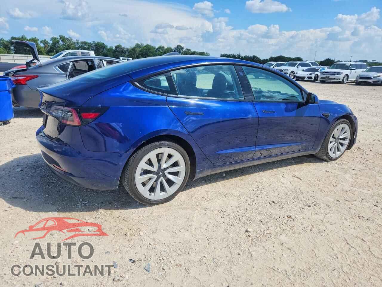 TESLA MODEL 3 2022 - 5YJ3E1EA5NF371931