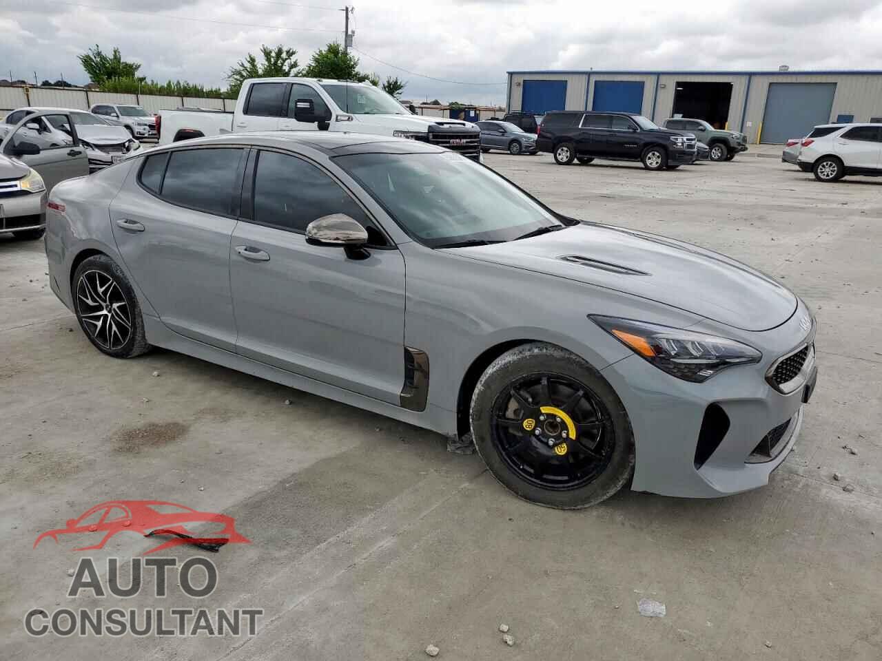 KIA STINGER 2023 - KNAE35LD6P6135982
