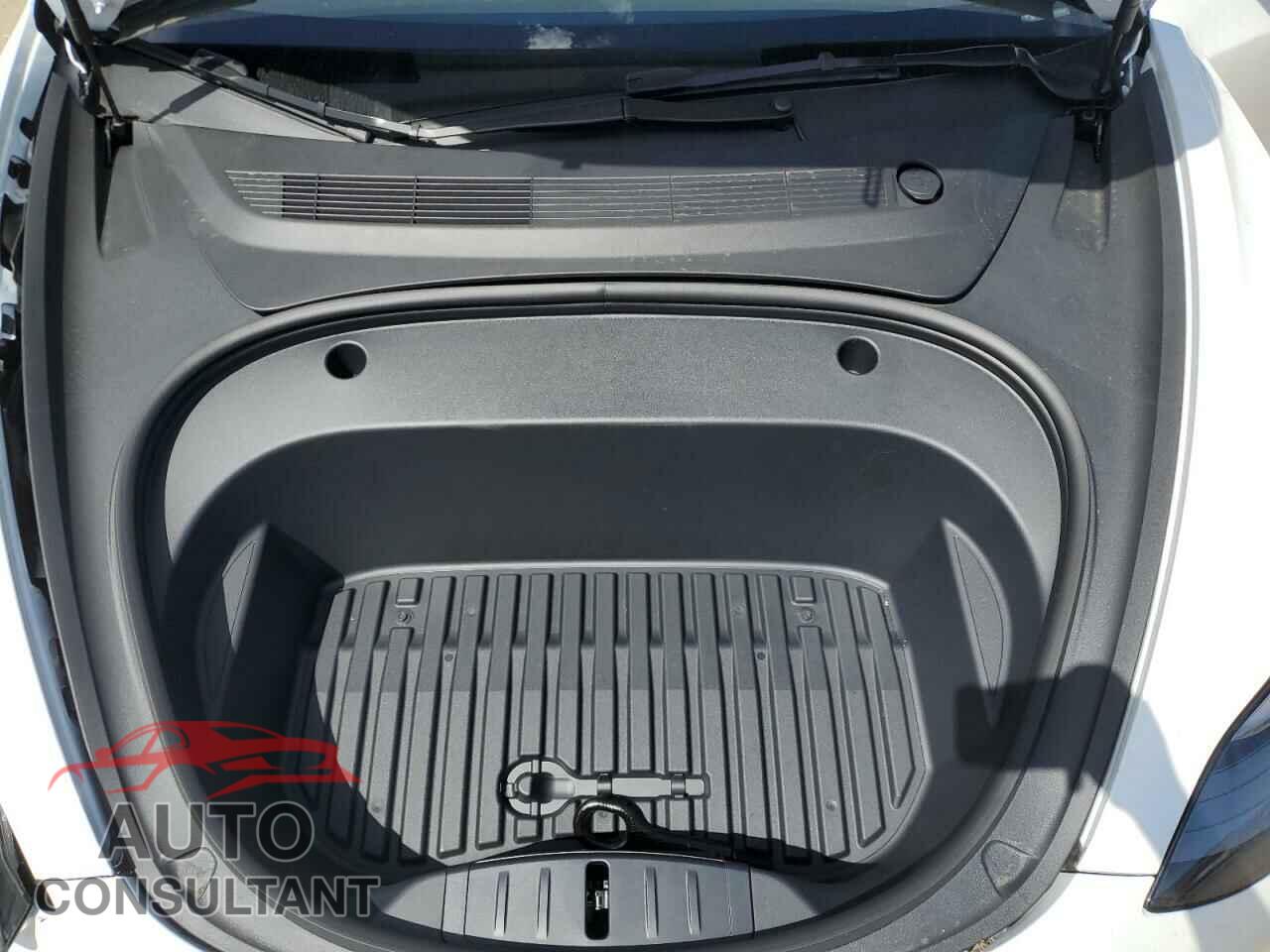 TESLA MODEL 3 2023 - 5YJ3E1EA3PF698458