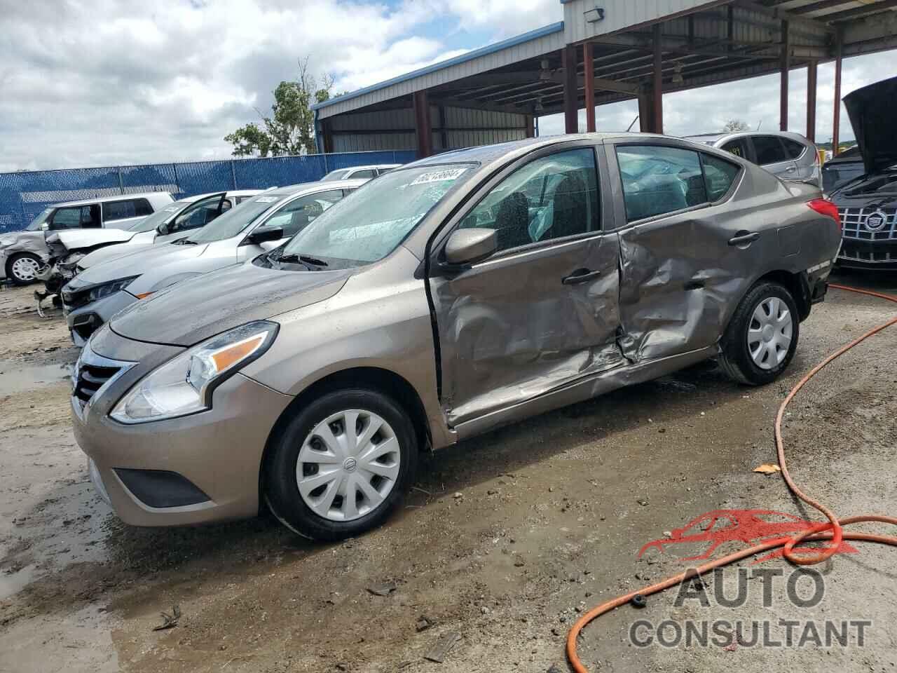 NISSAN VERSA 2017 - 3N1CN7AP5HL880326