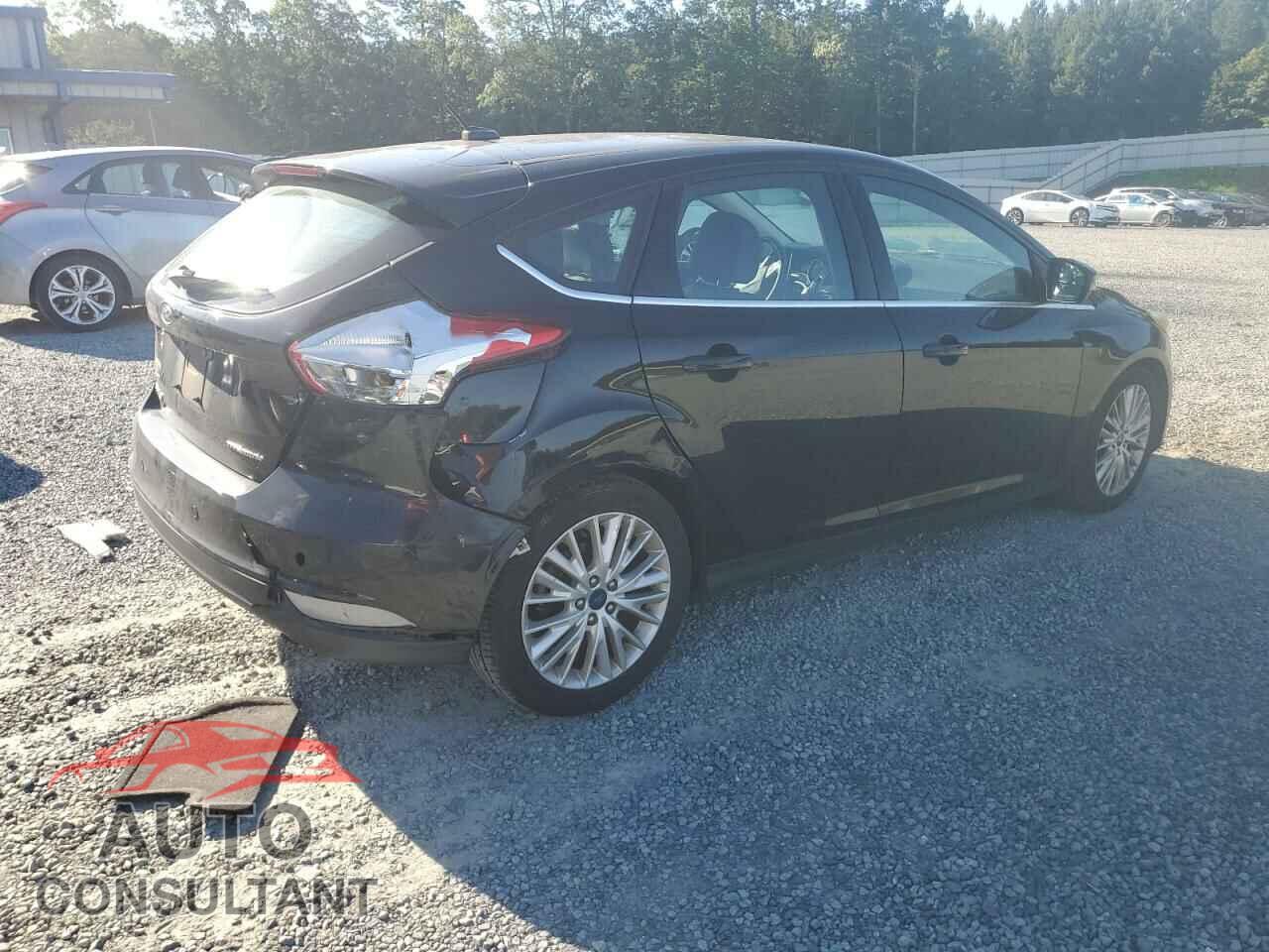 FORD FOCUS 2017 - 1FADP3N24HL291417