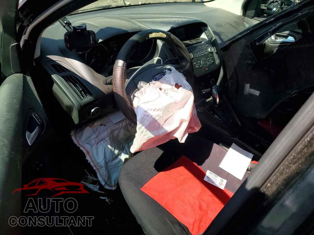 FORD FOCUS 2017 - 1FADP3F29HL297535