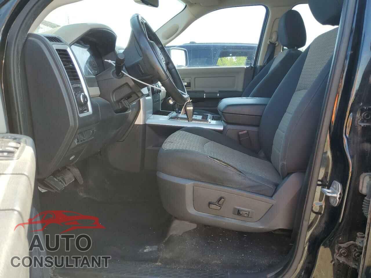 DODGE RAM 1500 2012 - 1C6RD7LTXCS343358