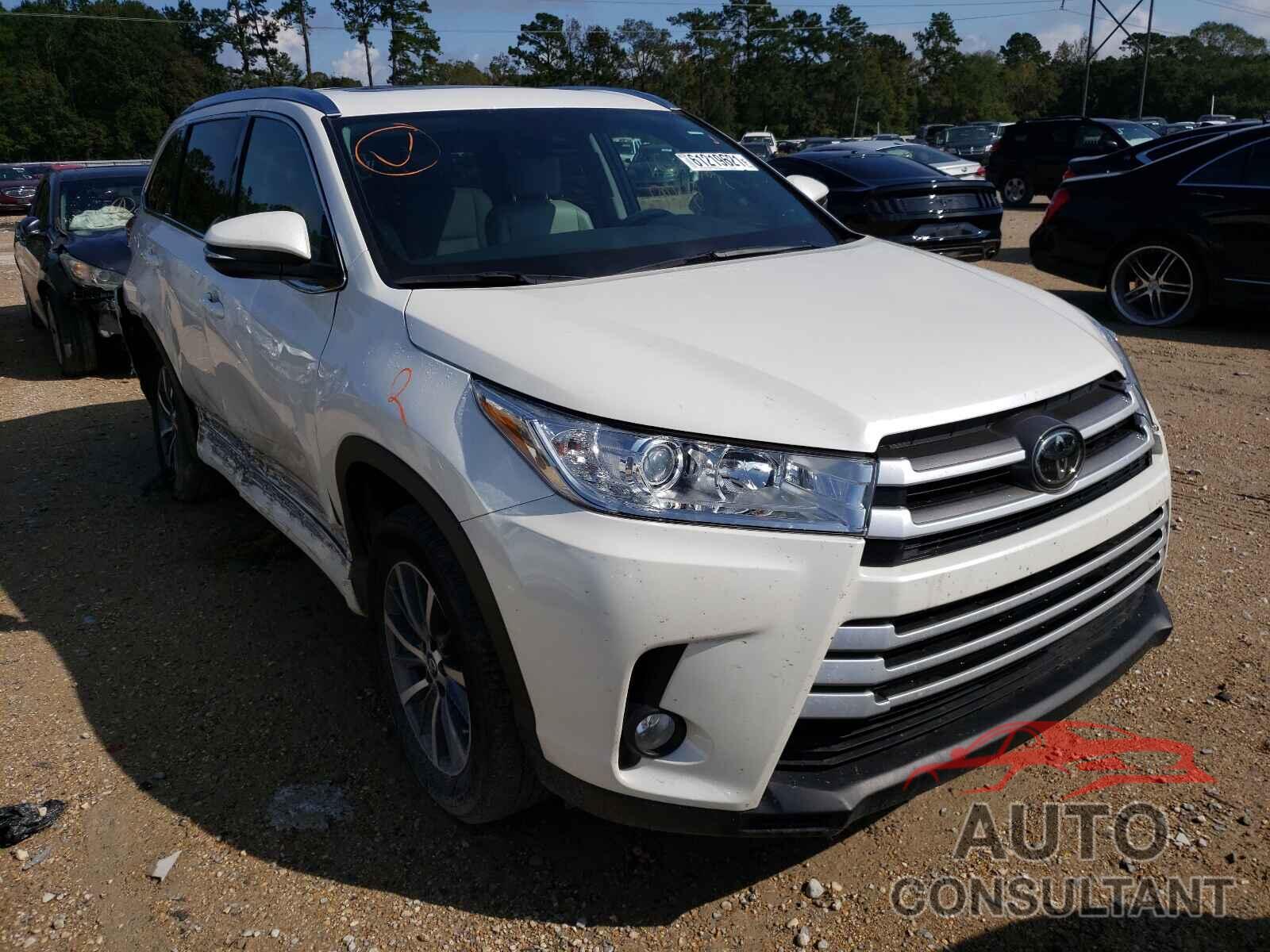 TOYOTA HIGHLANDER 2018 - 5TDKZRFH8JS549654