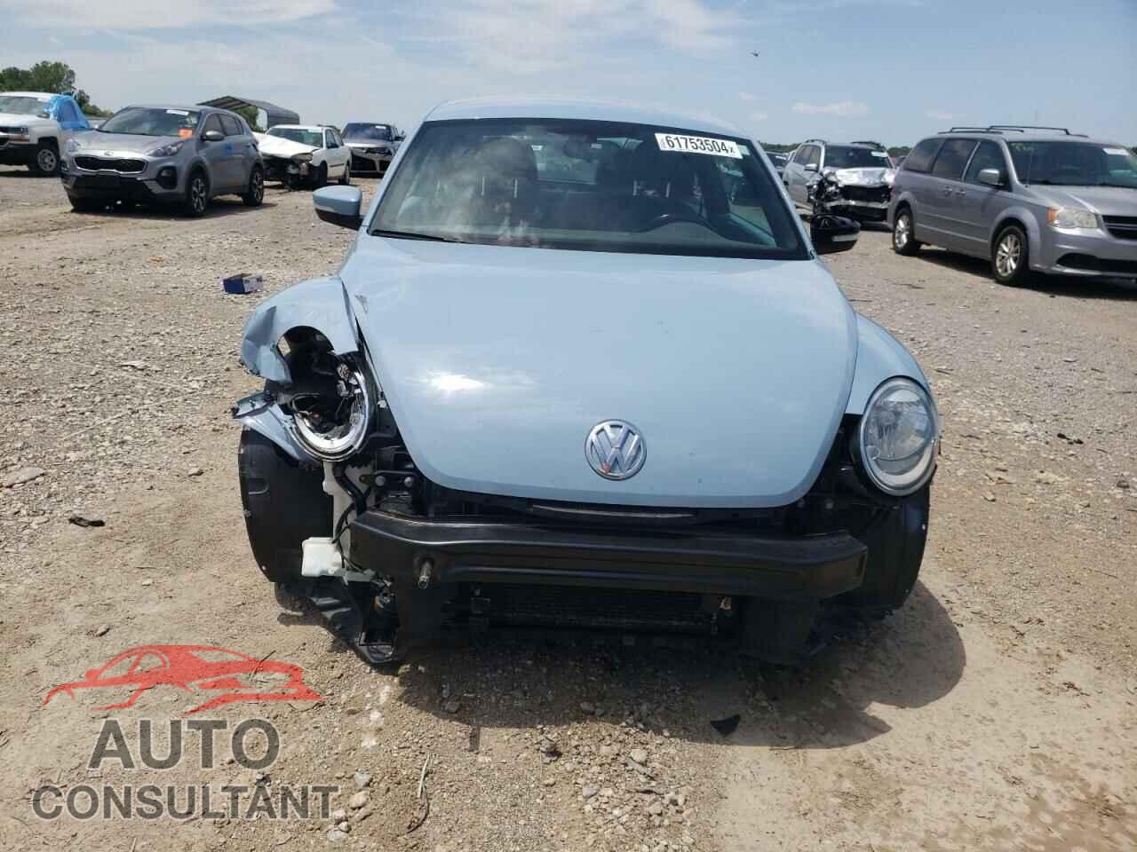 VOLKSWAGEN BEETLE 2012 - 3VWJP7AT8CM643602