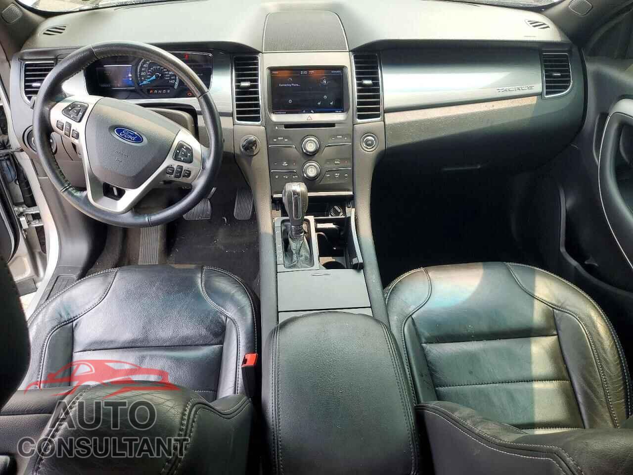 FORD TAURUS 2013 - 1FAHP2E85DG152156