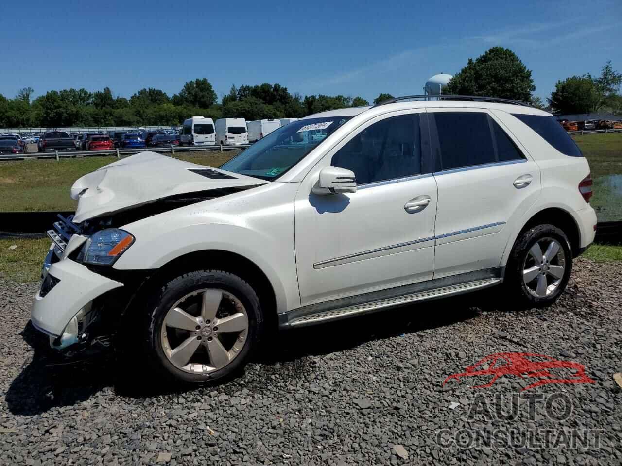 MERCEDES-BENZ M-CLASS 2011 - 4JGBB8GB8BA677623
