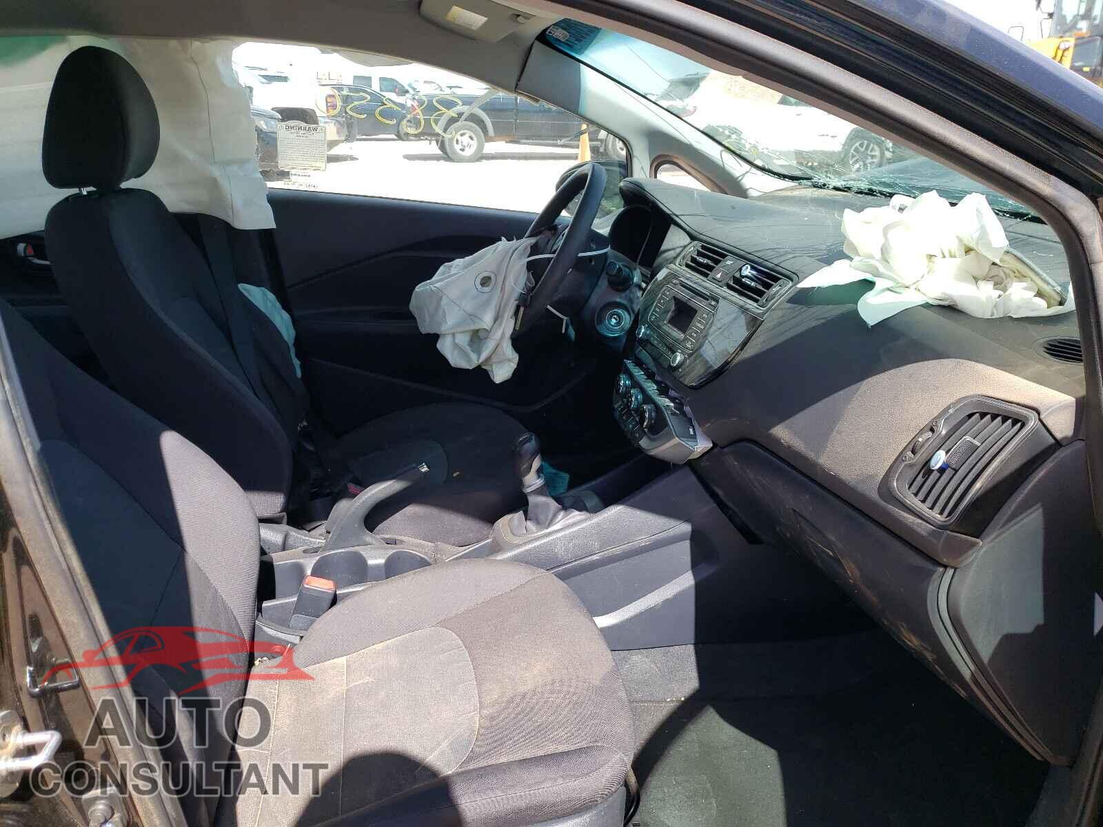 KIA RIO 2017 - KNADM4A39H6072603
