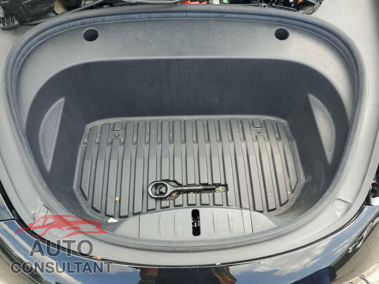 TESLA MODEL 3 2022 - 5YJ3E1EB3NF304978