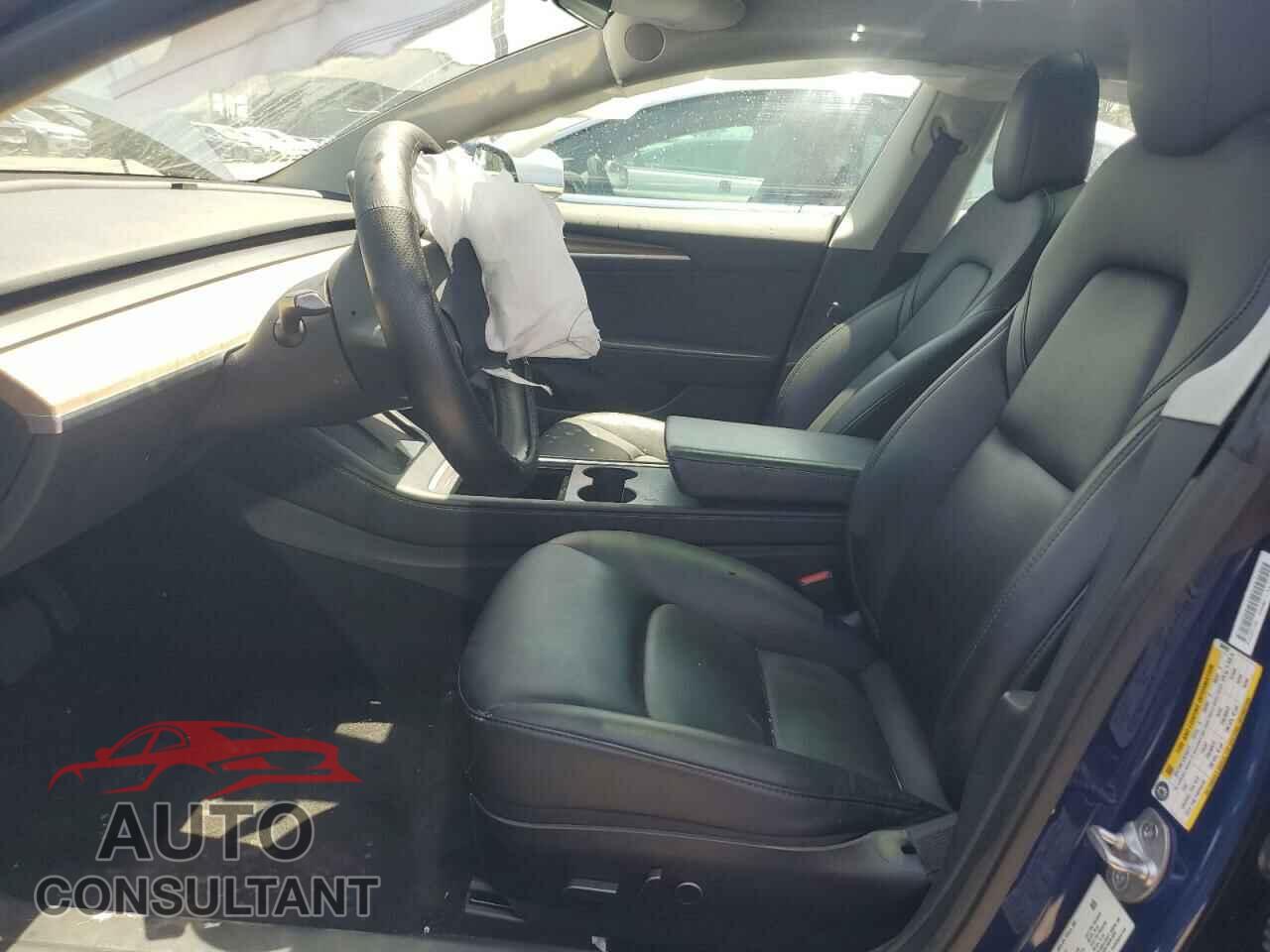 TESLA MODEL 3 2022 - 5YJ3E1EAXNF304452