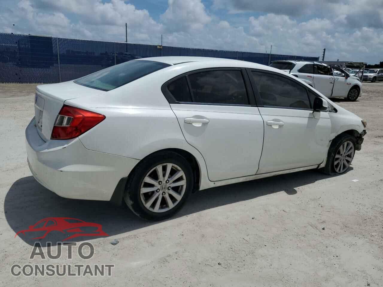 HONDA CIVIC 2012 - 19XFB2F86CE093583