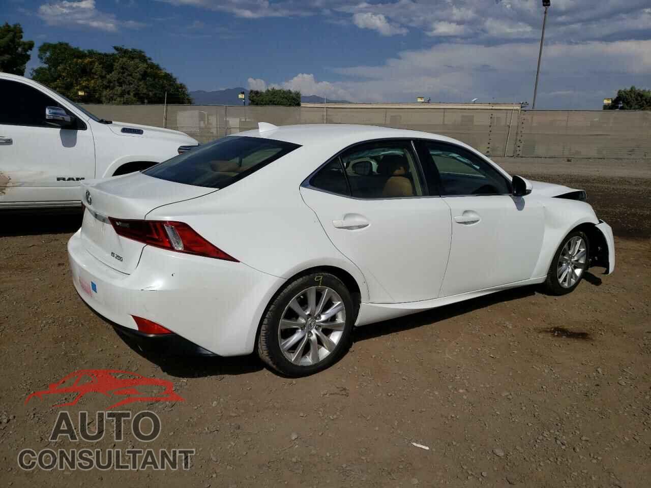 LEXUS IS 2014 - JTHBF1D27E5034020