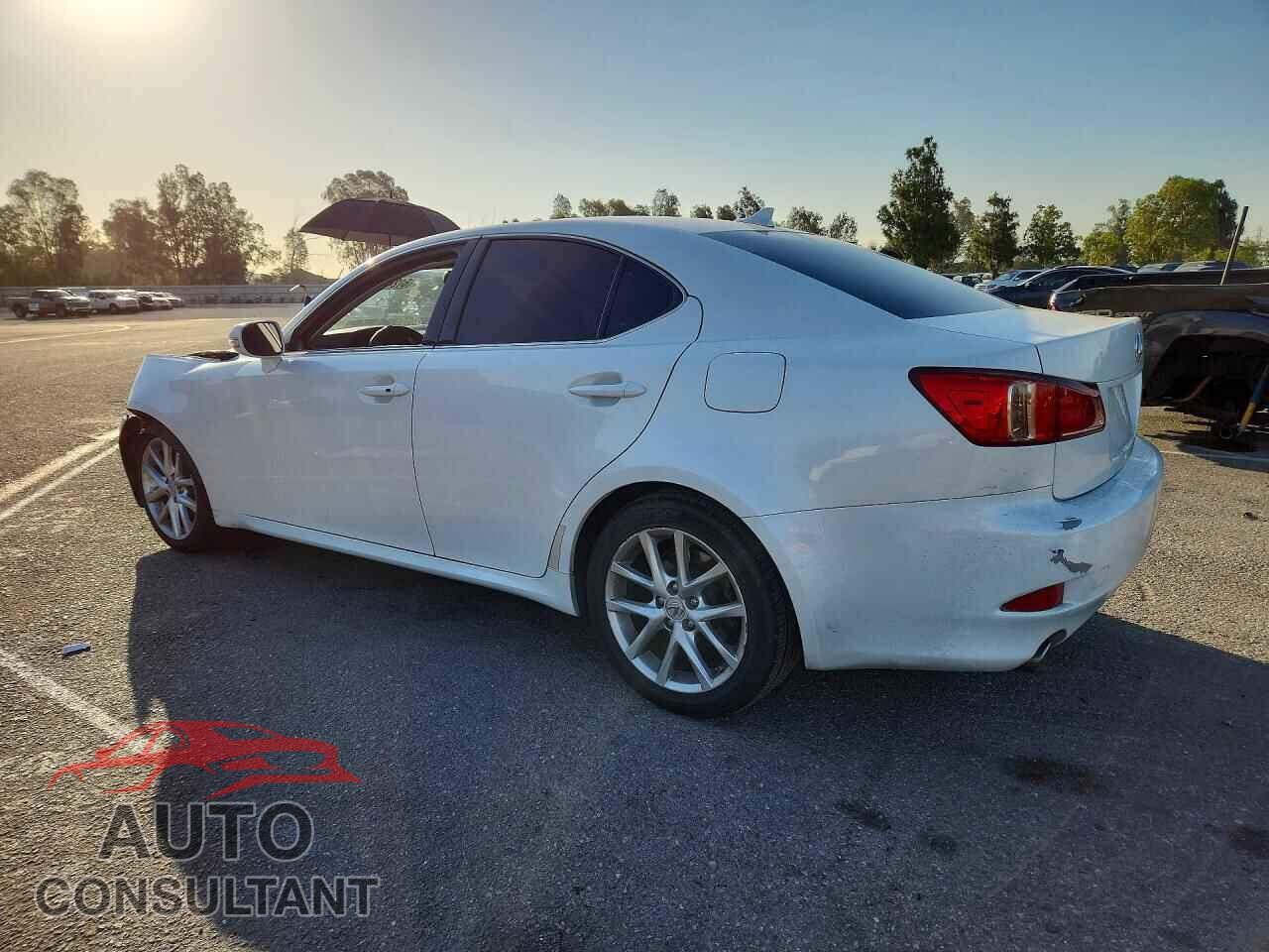 LEXUS IS 2013 - JTHBF5C28D5193183