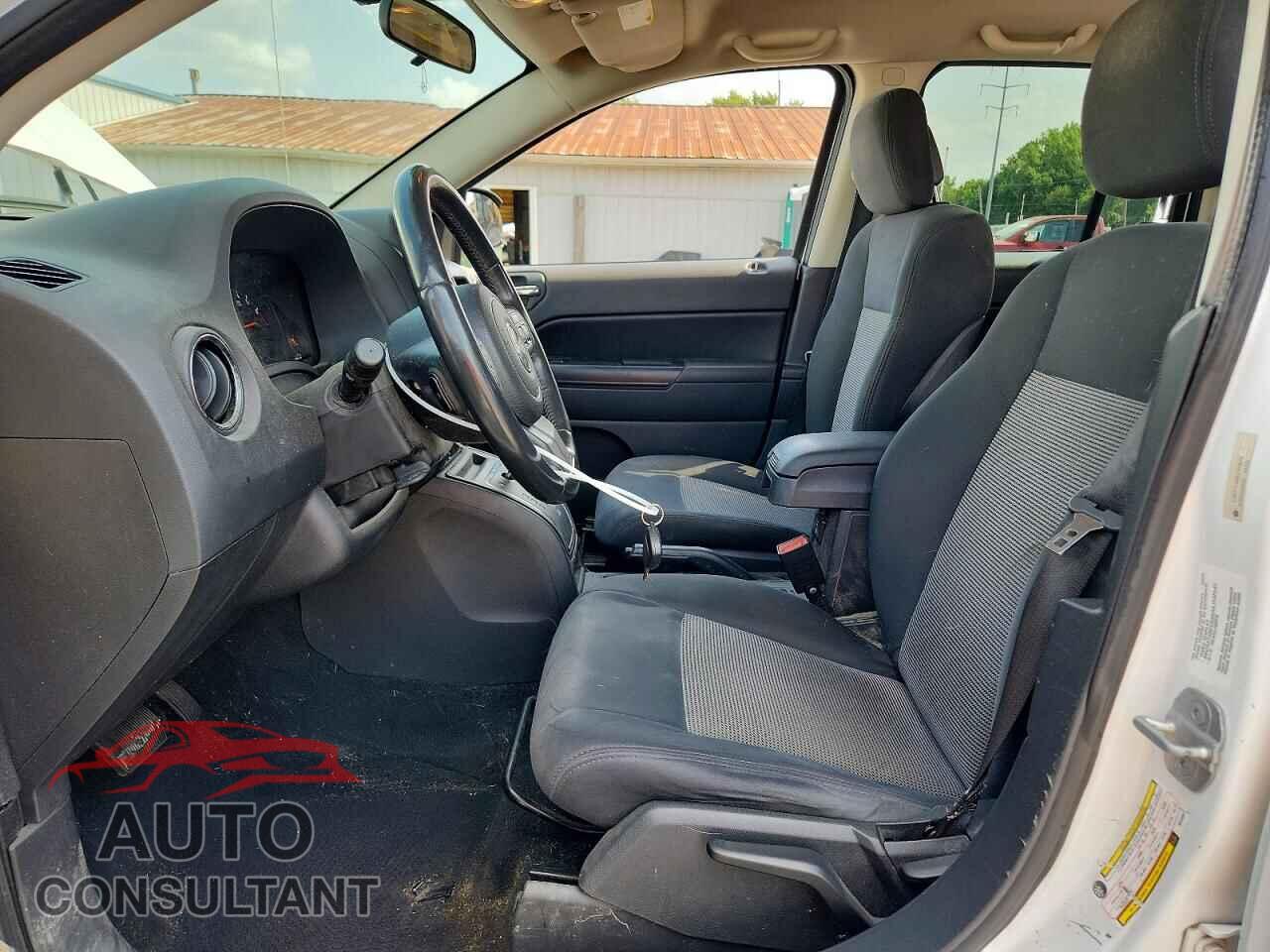 JEEP COMPASS 2011 - 1J4NT1FA9BD155610