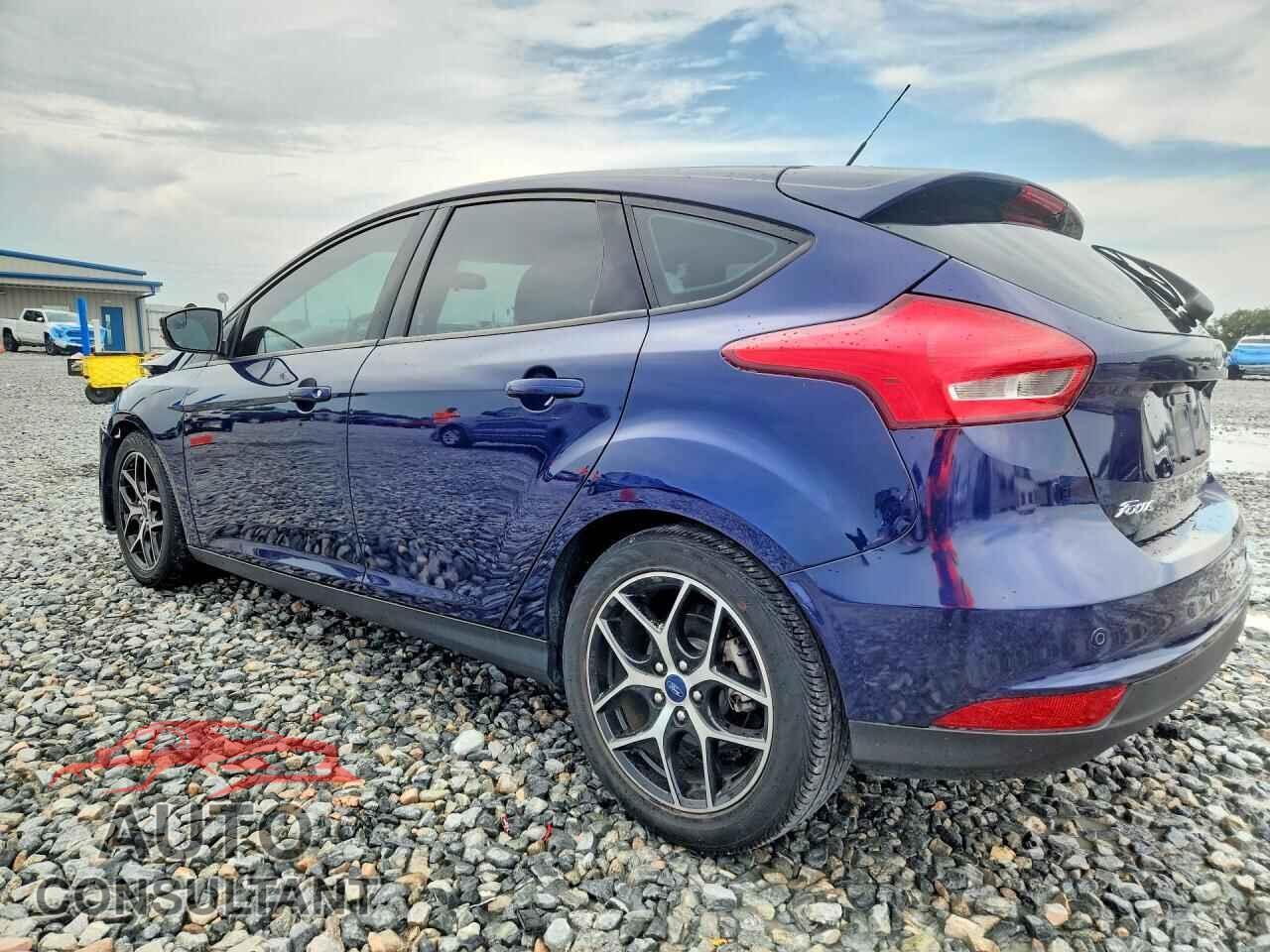 FORD FOCUS 2017 - 1FADP3M26HL306422