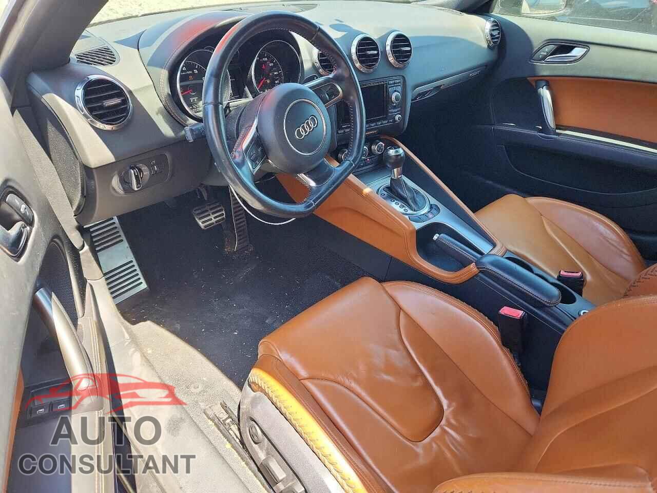 AUDI TT 2013 - TRUBFAFK8D1012781
