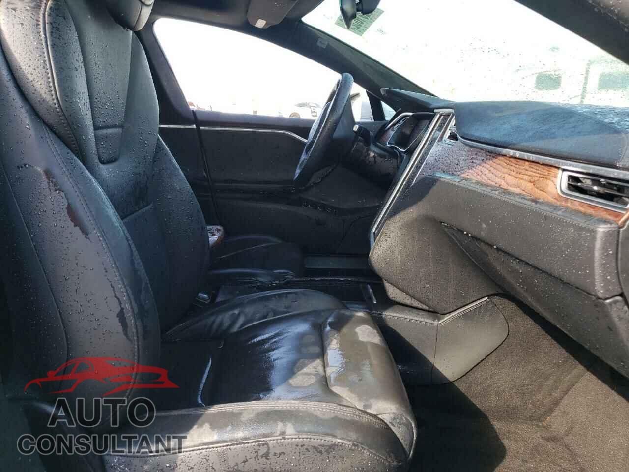 TESLA MODEL S 2017 - 5YJSA1E40HF185445