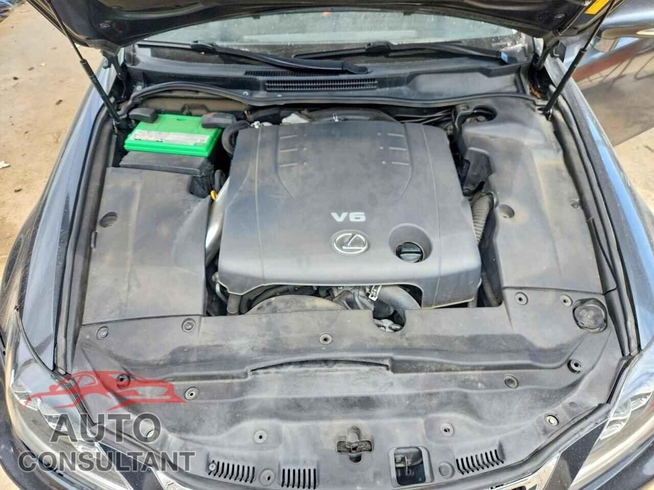 LEXUS IS 2011 - JTHBF5C28B5152498