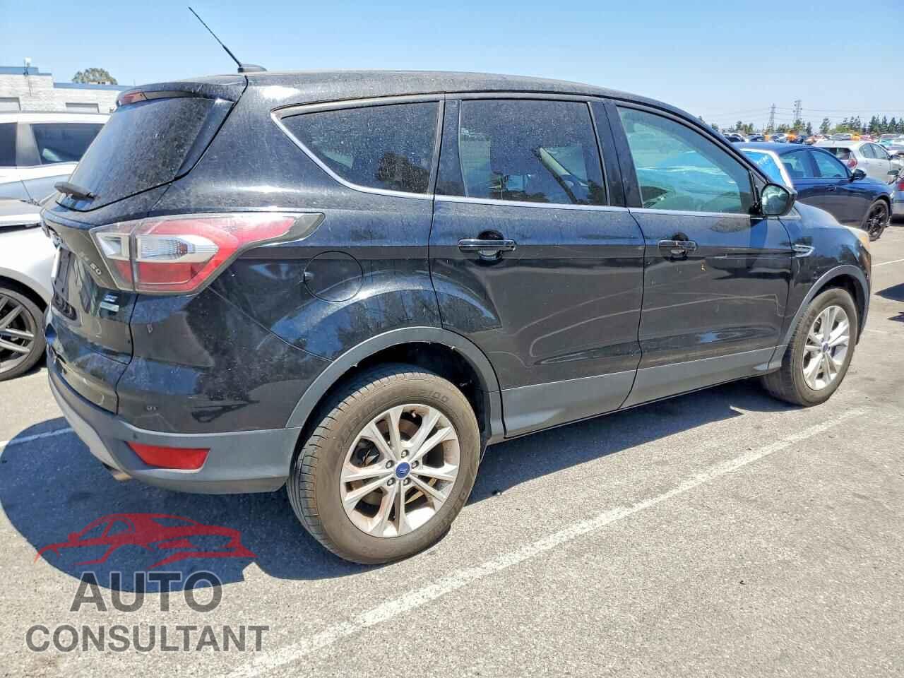 FORD ESCAPE 2017 - 1FMCU0GD4HUB09006