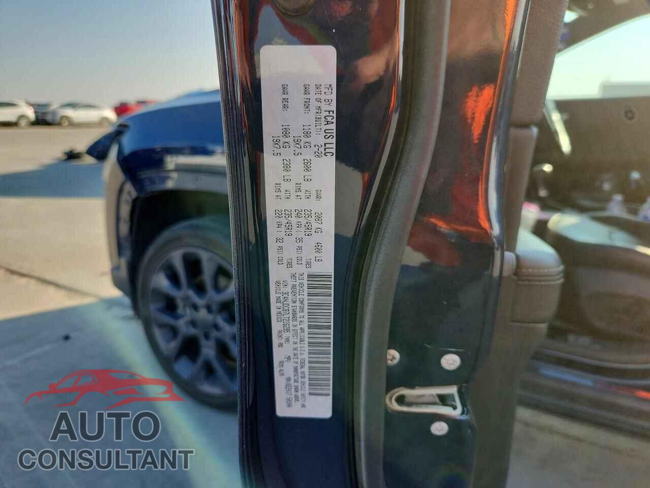 JEEP COMPASS 2020 - 3C4NJDCB7LT216295