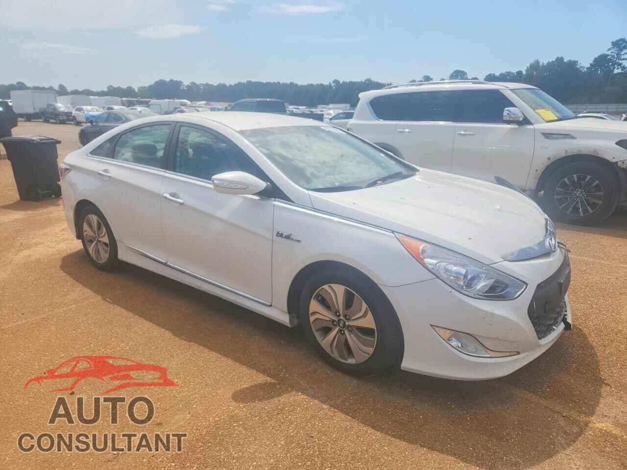 HYUNDAI SONATA 2013 - KMHEC4A4XDA099315