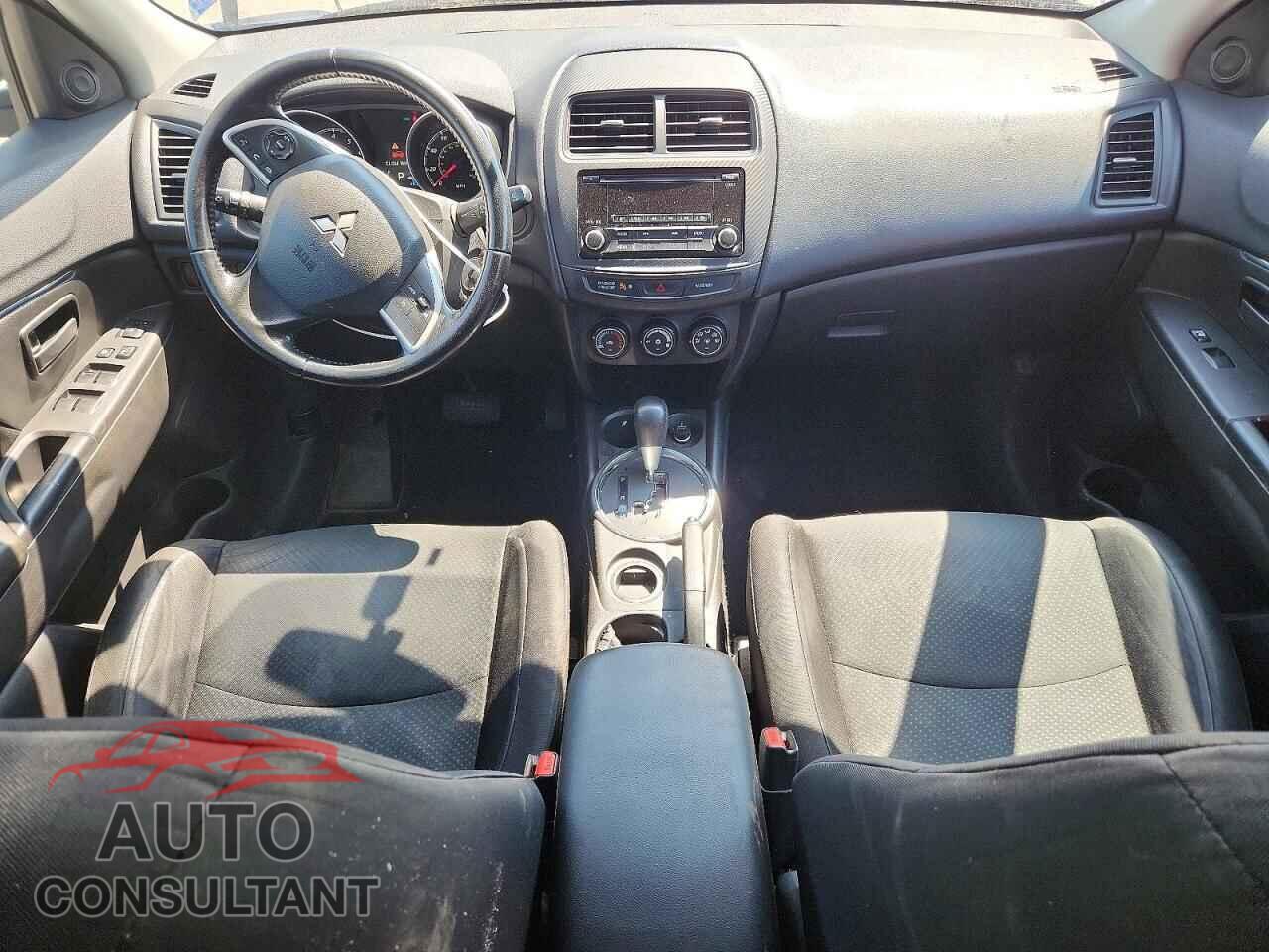 MITSUBISHI OUTLANDER 2015 - 4A4AP3AU6FE031101