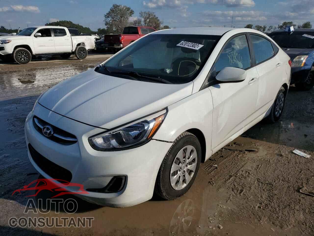 HYUNDAI ACCENT 2017 - KMHCT4AE2HU217524