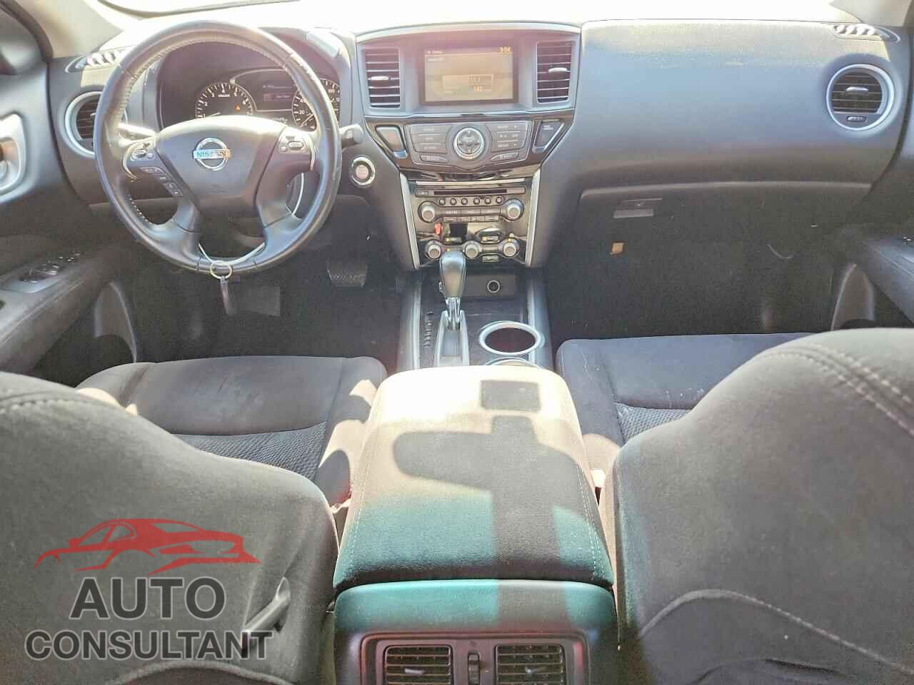 NISSAN PATHFINDER 2014 - 5N1AR2MN7EC667726