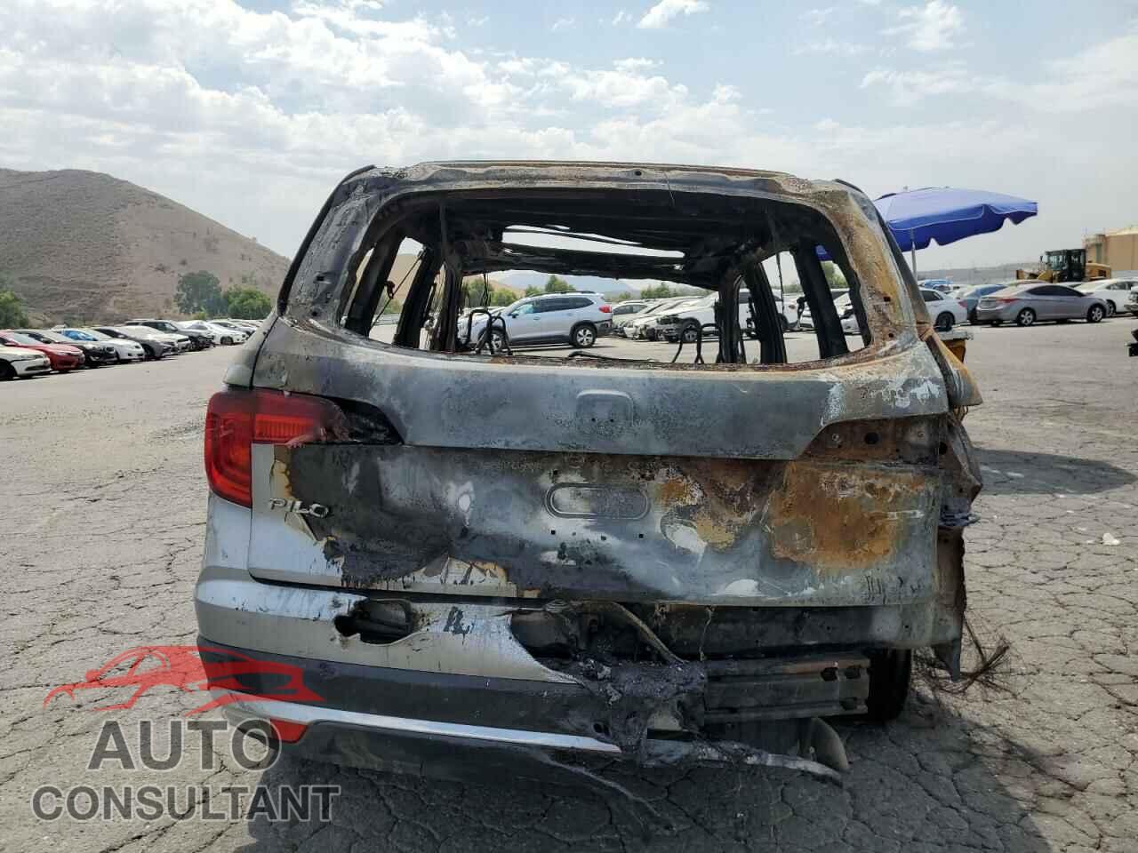 HONDA PILOT 2017 - 5FNYF5H9XHB026037