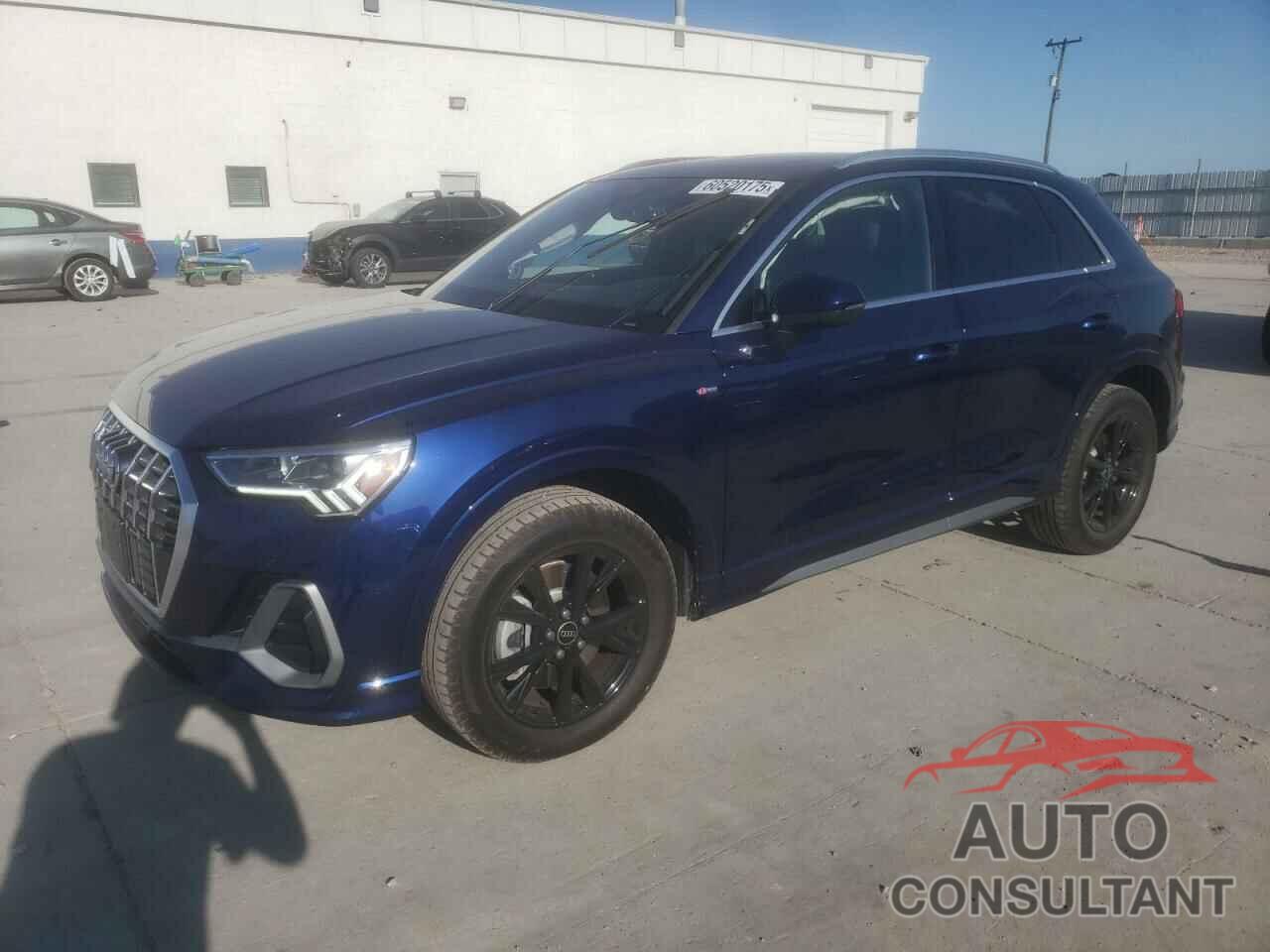 AUDI Q3 2023 - WA1EECF36P1021976