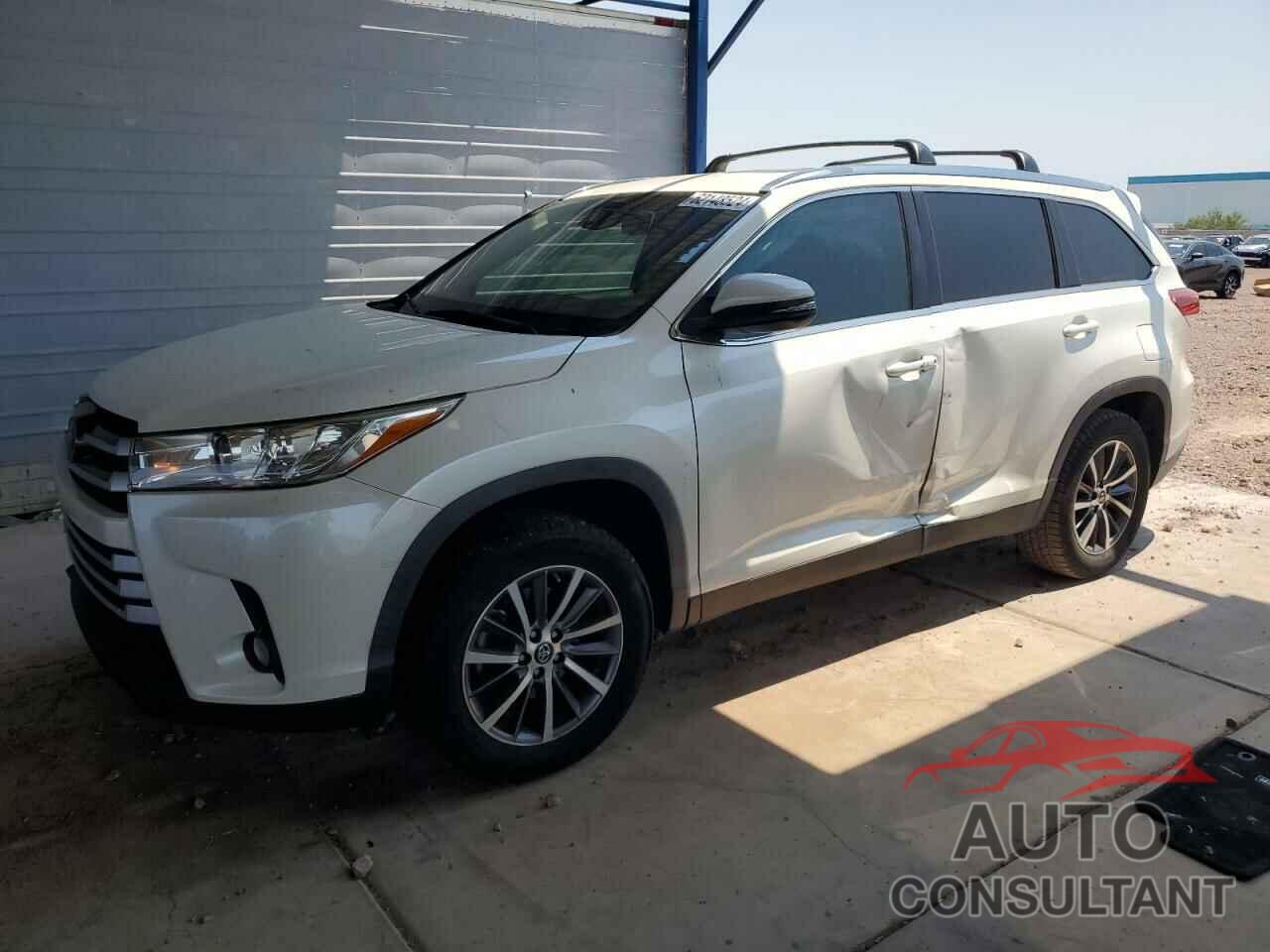 TOYOTA HIGHLANDER 2019 - 5TDKZRFHXKS567641