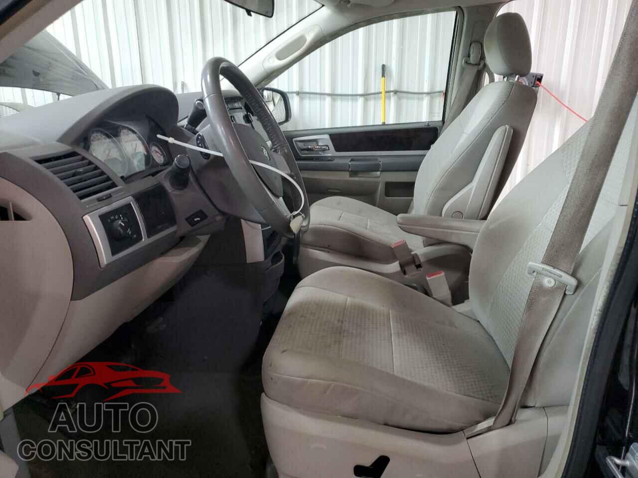 DODGE CARAVAN 2010 - 2D4RN5D10AR145638