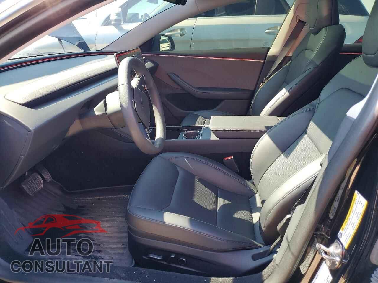 TESLA MODEL 3 2024 - 5YJ3E1EA4RF730336