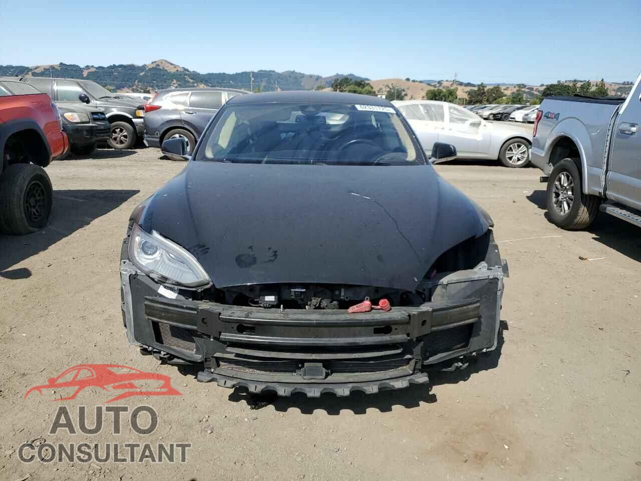TESLA MODEL S 2014 - 5YJSA1S19EFP56100