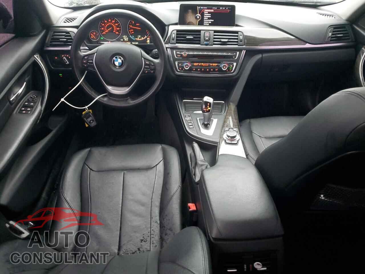 BMW 3 SERIES 2013 - WBA3B3C52DF532947