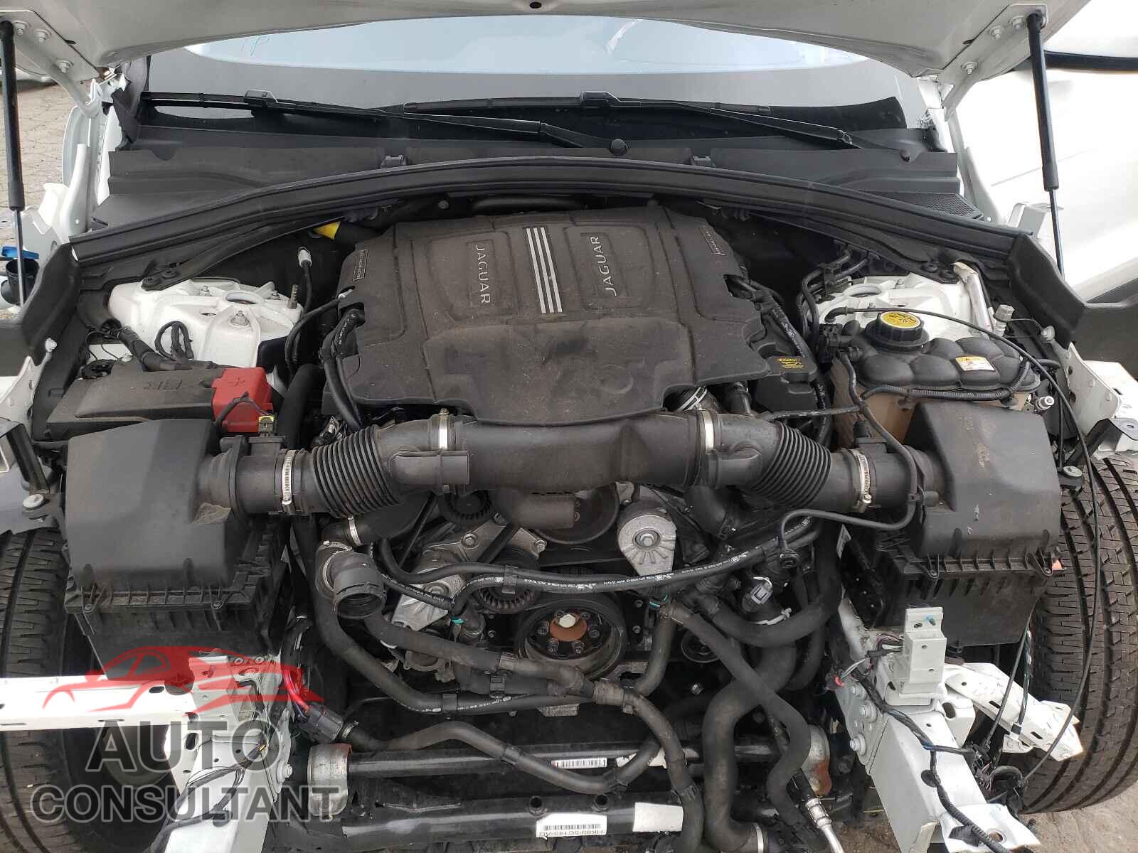 JAGUAR F-PACE 2017 - SADCJ2BV1HA488917
