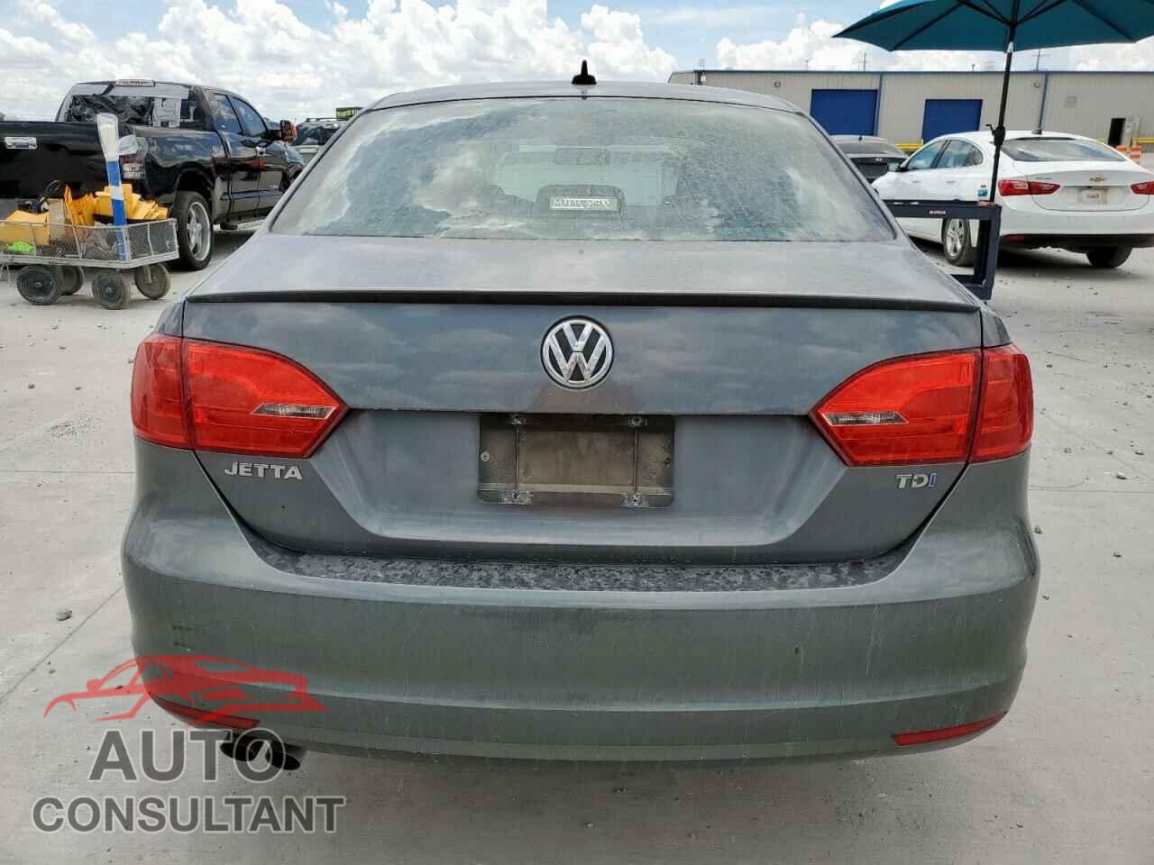 VOLKSWAGEN JETTA 2012 - 3VWLL7AJ6CM427086