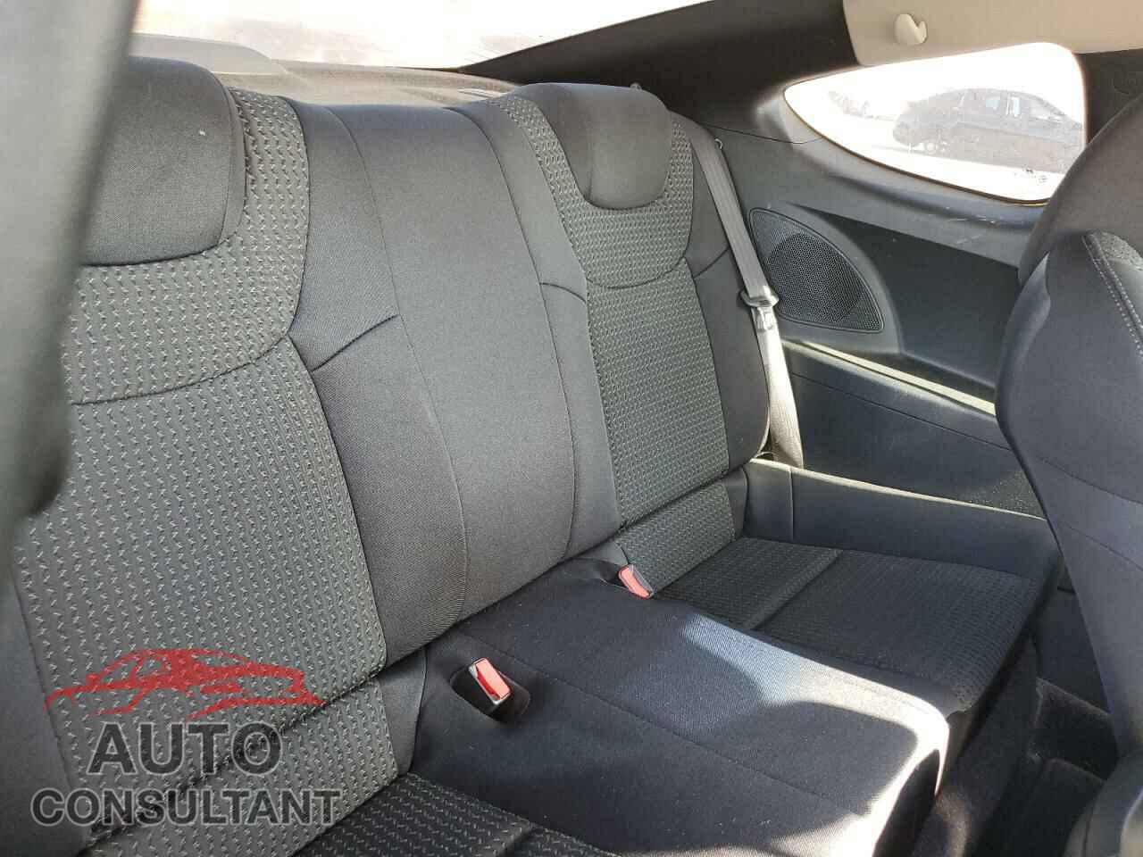 HYUNDAI GENESIS 2012 - KMHHT6KD8CU072005