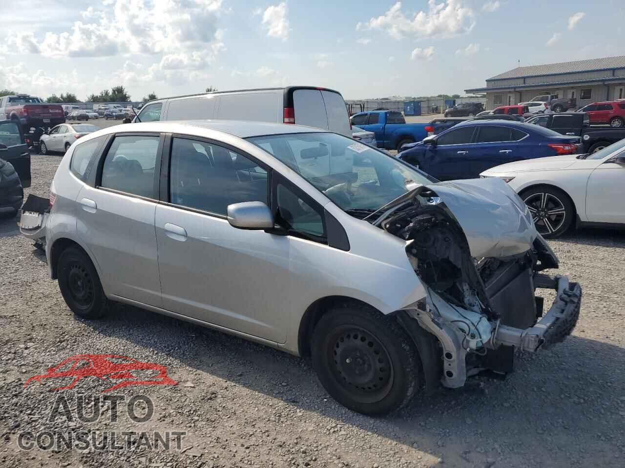 HONDA FIT 2012 - JHMGE8H33CC030429