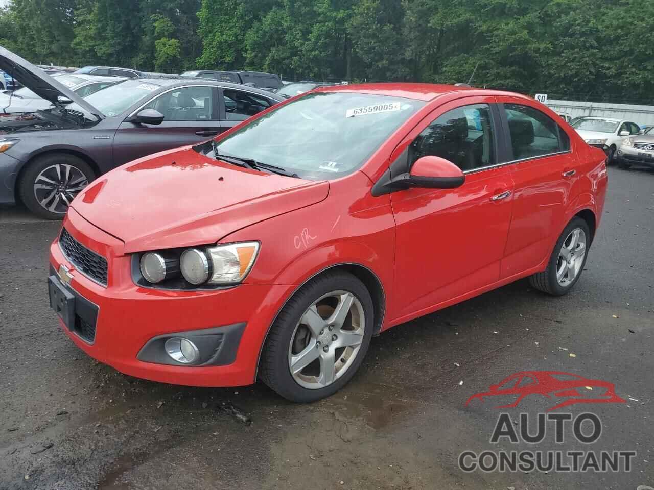 CHEVROLET SONIC 2015 - 1G1JE5SB1F4211381