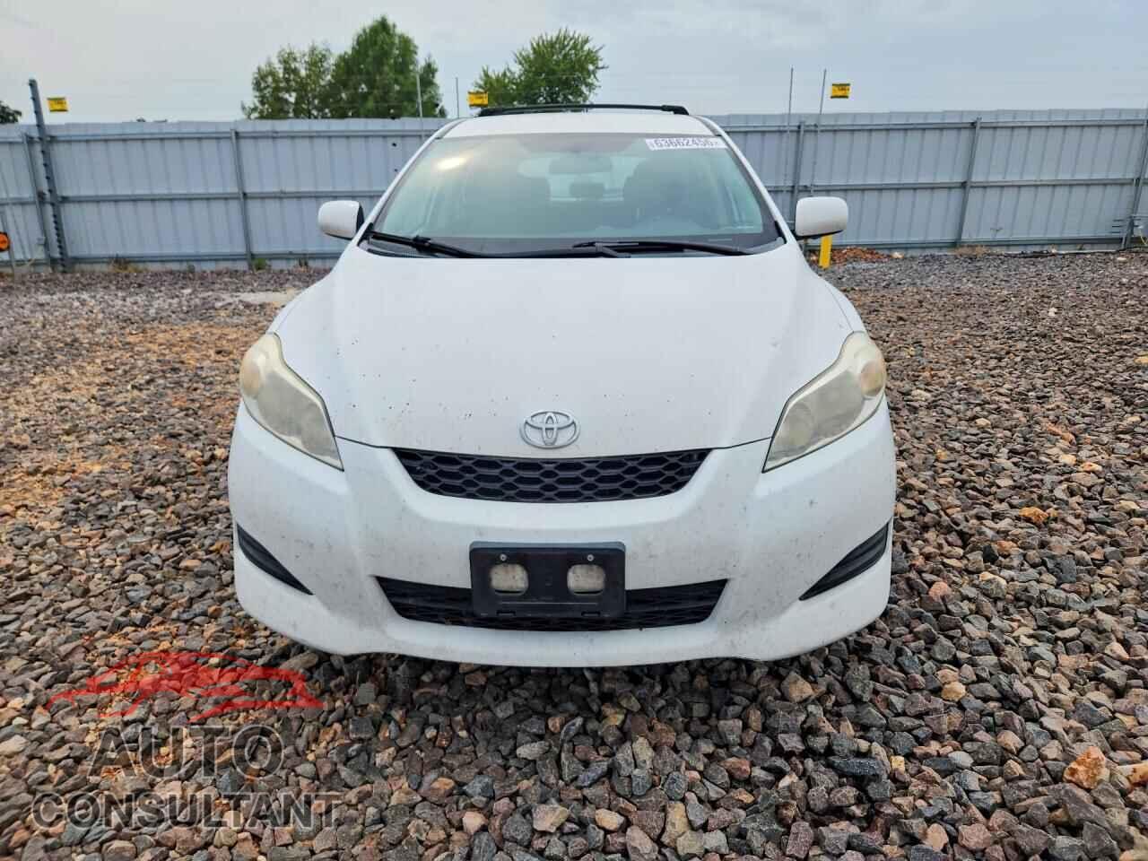 TOYOTA MATRIX 2011 - 2T1KU4EEXBC671130