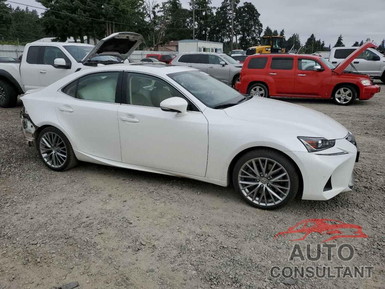 LEXUS IS 2018 - JTHC81D26J5031571