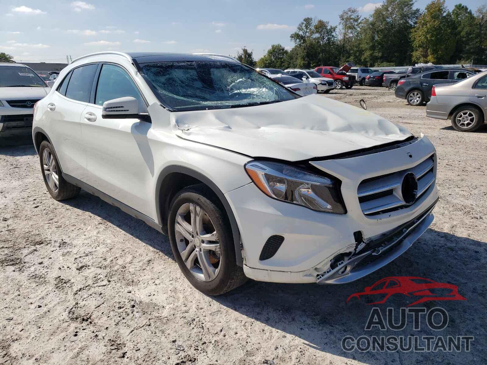 MERCEDES-BENZ GLA-CLASS 2017 - WDCTG4EB8HJ322539