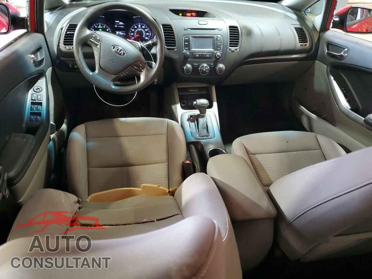 KIA FORTE 2016 - KNAFX4A64G5597602