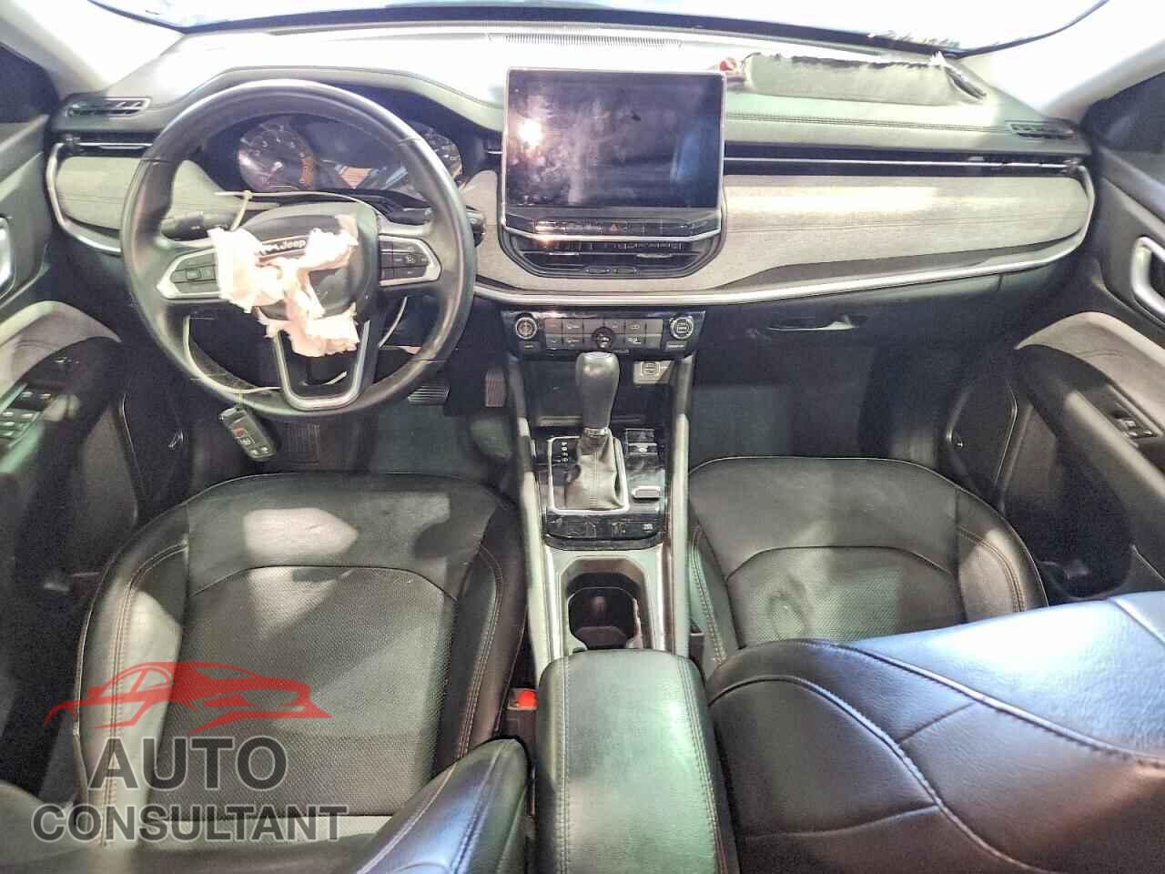 JEEP COMPASS 2022 - 3C4NJDFB8NT180888