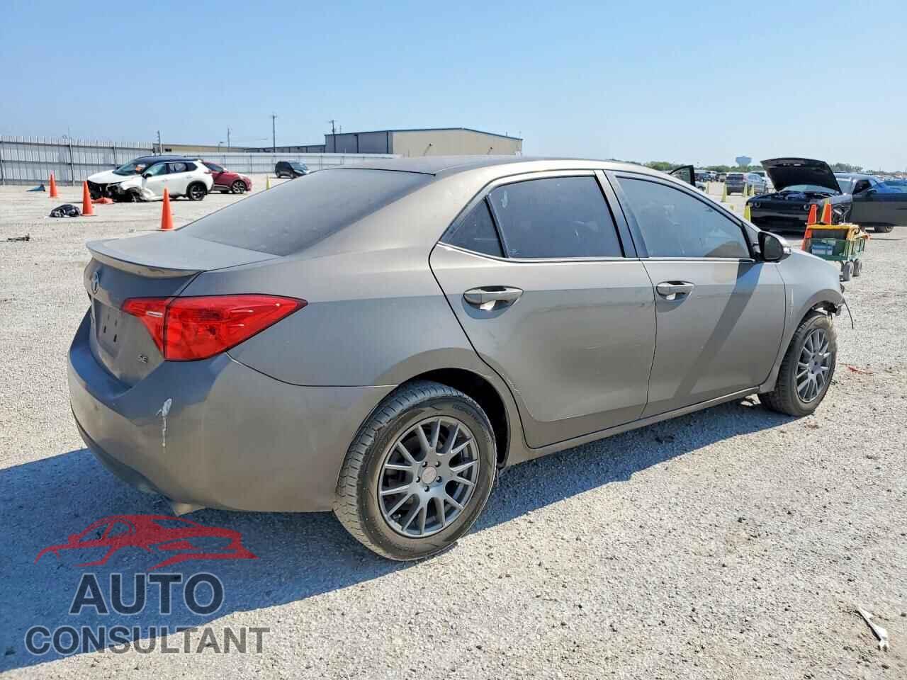 TOYOTA COROLLA 2019 - 5YFBURHE4KP908963