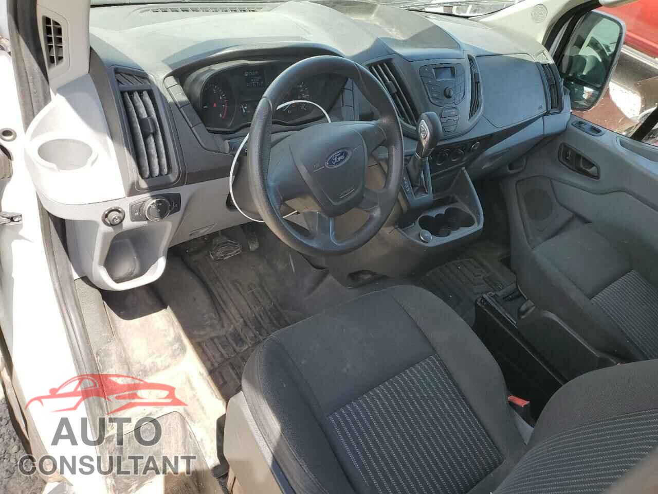 FORD TRANSIT 2017 - 1FTYR2CM7HKB03807