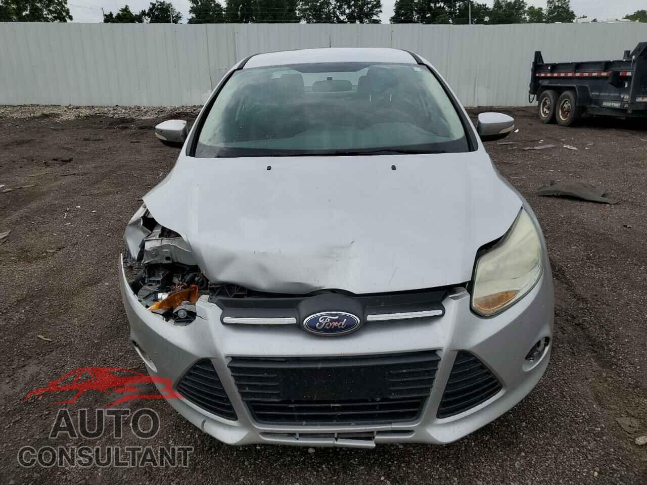 FORD FOCUS 2014 - 1FADP3F21EL415945