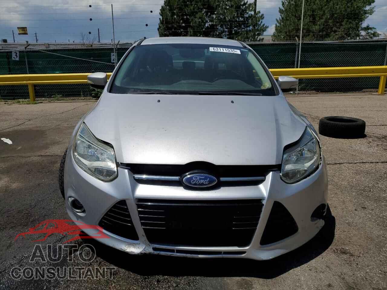 FORD FOCUS 2012 - 1FAHP3J23CL301628